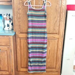 Fashion NWT Women Multi-Color Geometric Chevron Knit Sleeveless Midi Dress Small